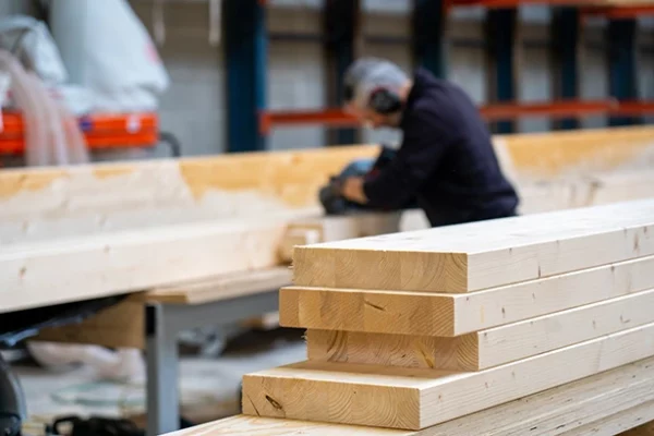 Pourquoi choisir un caisson de toiture préfabriqué ? Les avantages du système CELENO